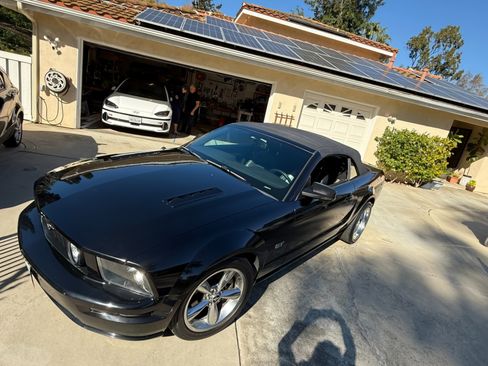 Used 2006 Ford Mustang GT Premium image 14