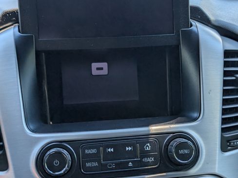 Used 2019 GMC Yukon SLT w/ Open Road Package AWD/4WD image 12