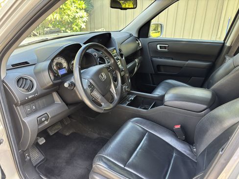 Used 2012 Honda Pilot Touring image 5