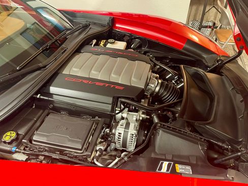 Used 2014 Chevrolet Corvette Stingray Coupe w/ 3LT Preferred Equipment Group RWD image 4