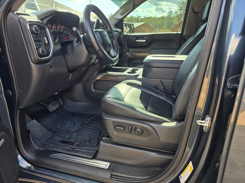 Used 2020 Chevrolet Silverado 1500 RST w/ All-Star Edition image 14