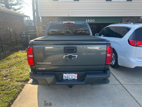Used 2015 Chevrolet Colorado Z71 image 7