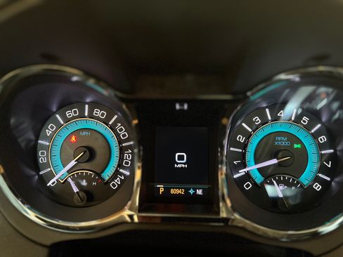 Used 2012 Buick LaCrosse Touring image 6