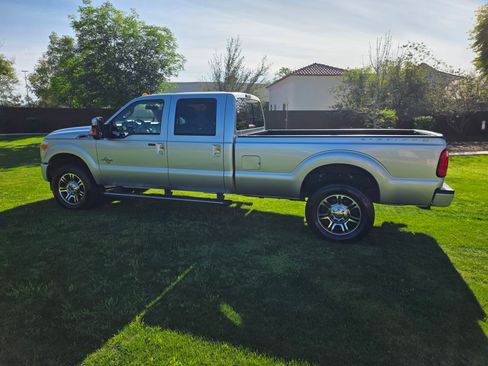 Used 2016 Ford F350 Platinum image 1