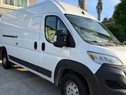 Used 2023 RAM ProMaster 2500 w/ LED Premium FWD image 12