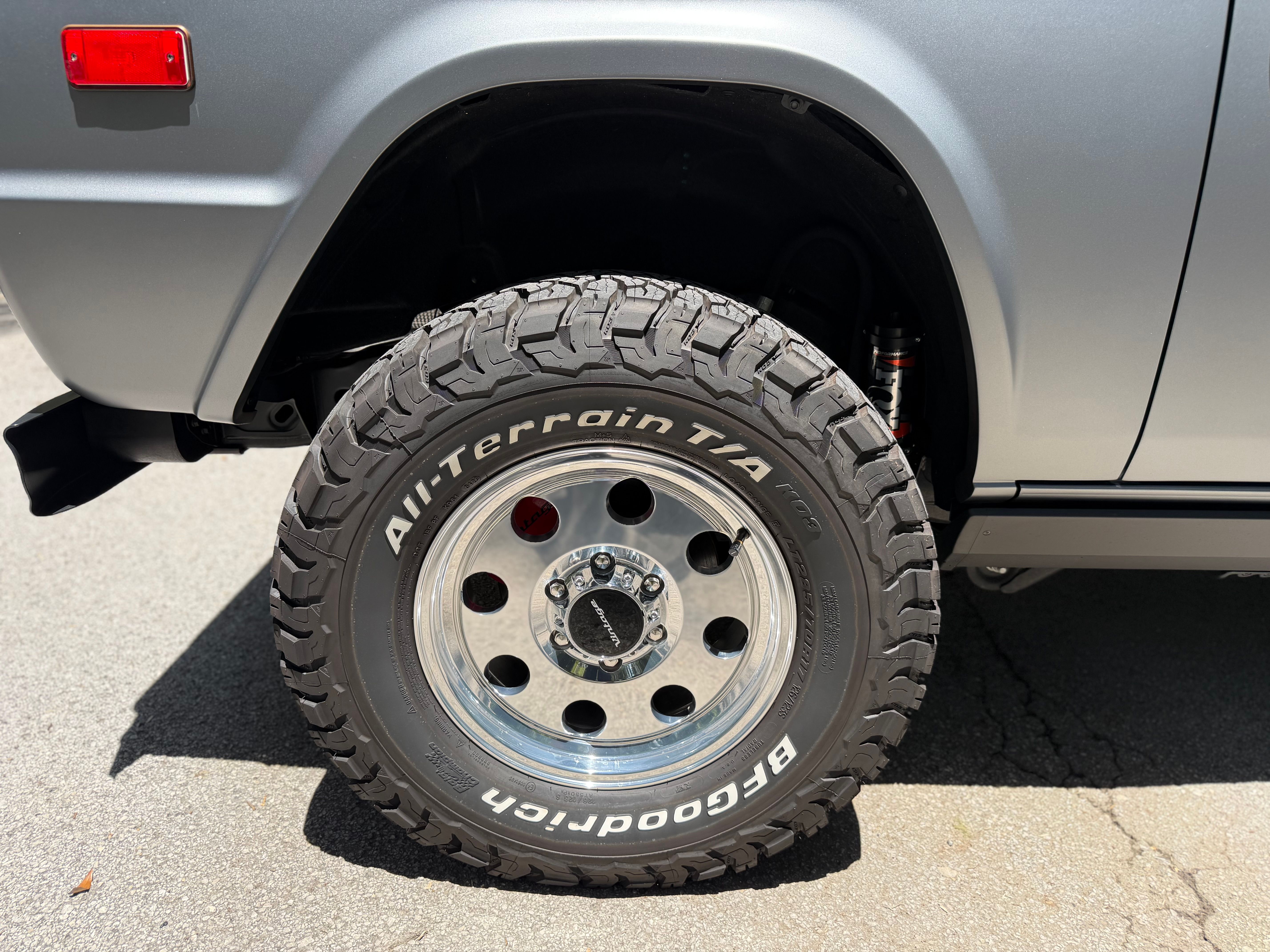 Used 2024 Ford Bronco Black Diamond AWD/4WD image 16