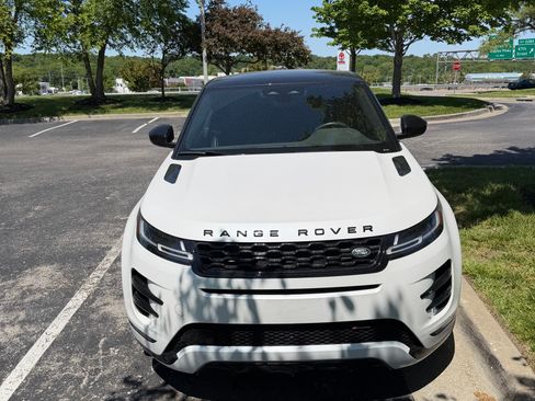 Used 2023 Land Rover Range Rover Evoque R-Dynamic SE AWD/4WD image 2