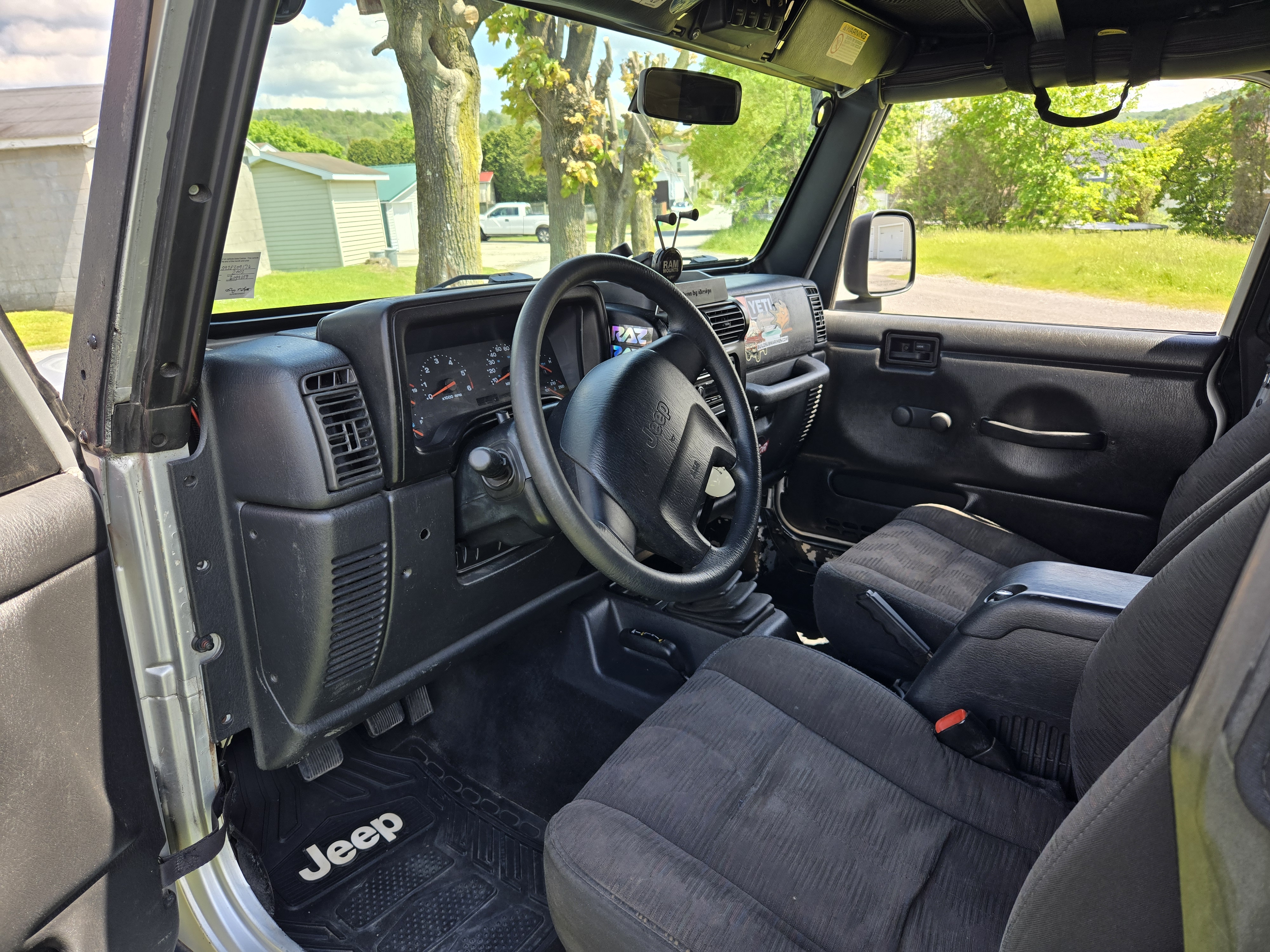 Used 2003 Jeep Wrangler X AWD/4WD image 14