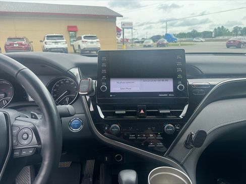 Used 2024 Toyota Camry XSE w/ Cold Weather Package FWD image 14
