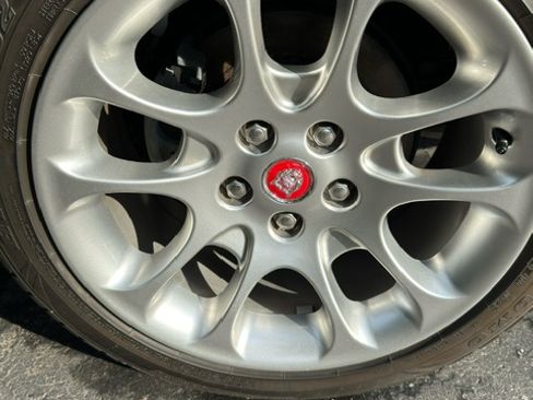 Used 2000 Jaguar XK8 Convertible image 28