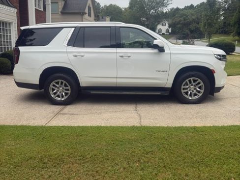 Used 2021 Chevrolet Tahoe LT RWD image 24