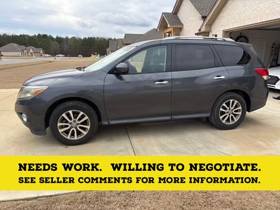 Used 2014 Nissan Pathfinder SV