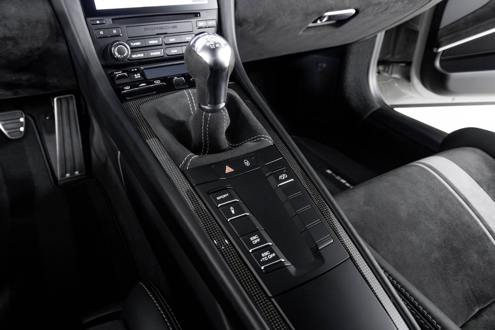 Used 2018 Porsche 911 GT3 RWD image 9