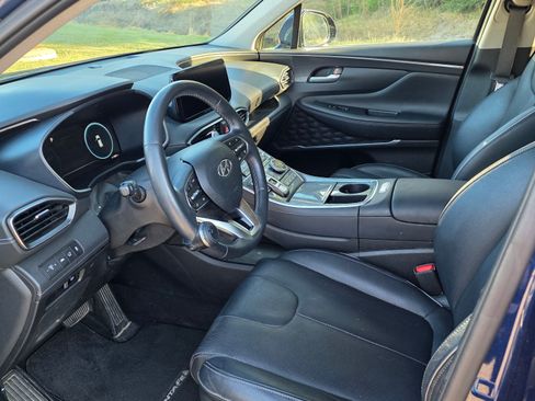 Used 2023 Hyundai Santa Fe Limited w/ Cargo Package image 10