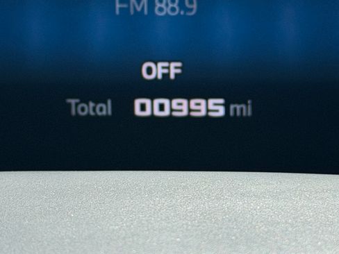 Used 2026 BMW X6 M60i image 15