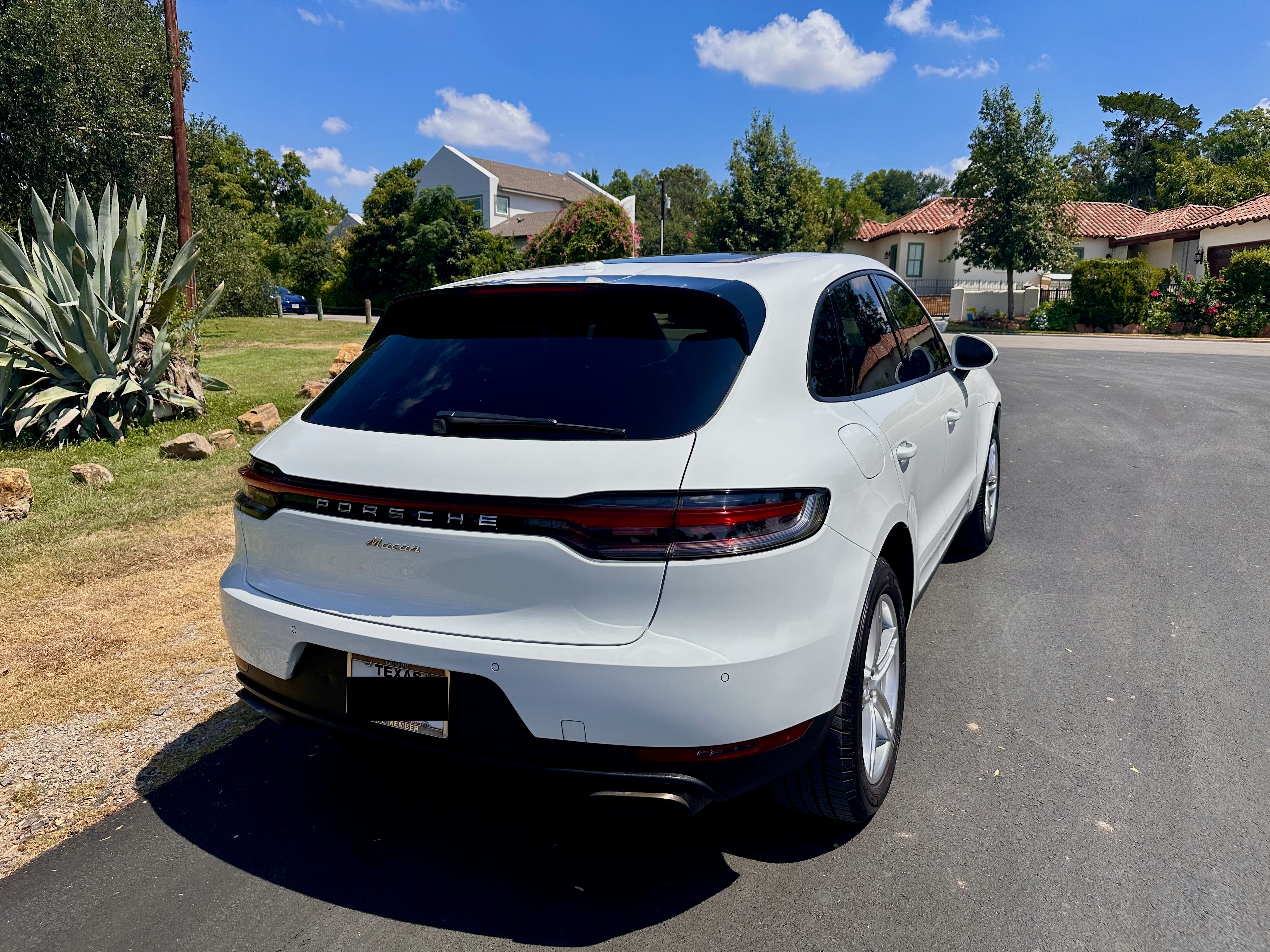 Used 2019 Porsche Macan AWD/4WD image 6