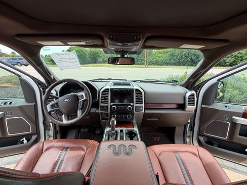 Used 2020 Ford F150 King Ranch w/ Equipment Group 601A Luxury AWD/4WD image 10