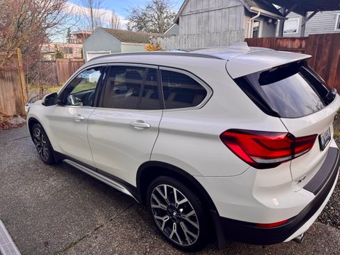 Used 2020 BMW X1 xDrive28i image 6