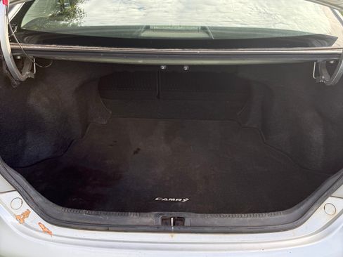 Used 2014 Toyota Camry SE w/ Fleet Convenience Package FWD image 15