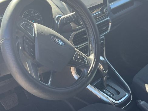Used 2018 Ford EcoSport SE w/ SE Convenience Package image 11