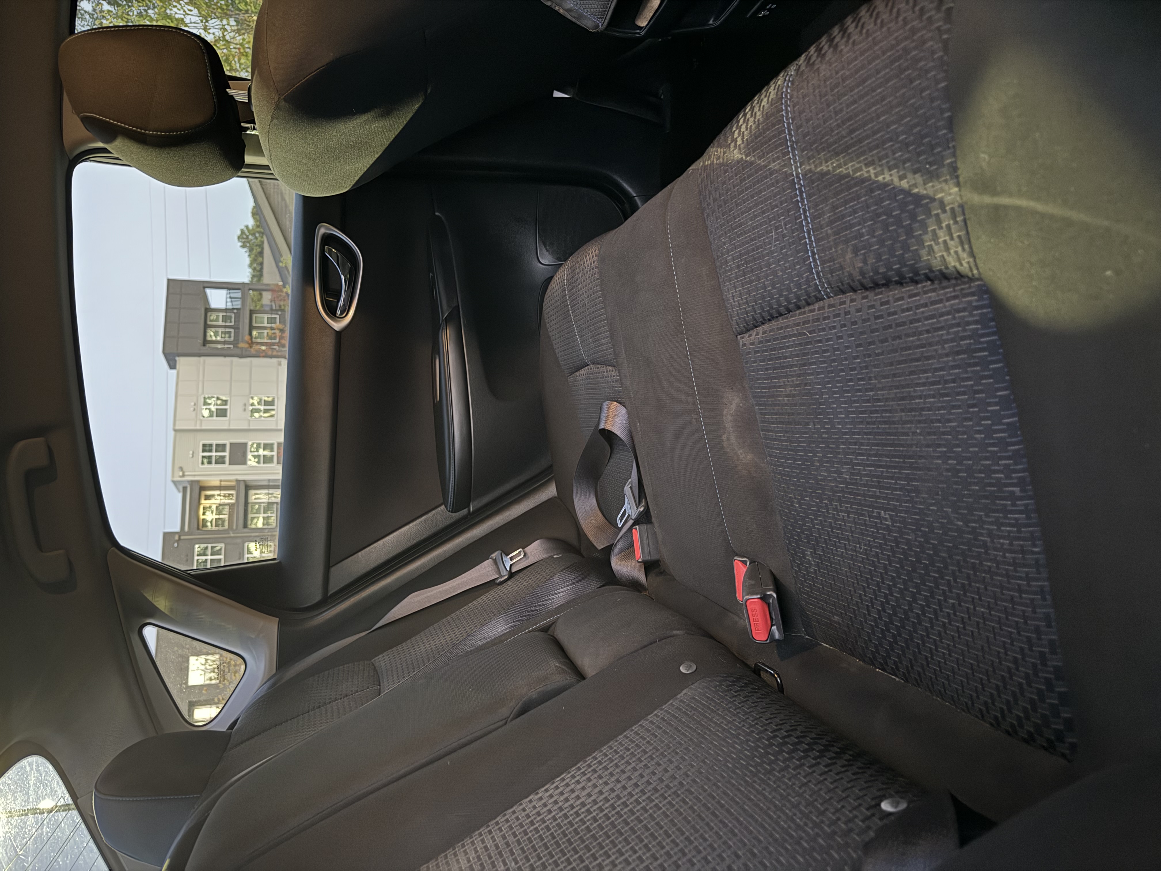 Used 2019 Nissan Sentra SR FWD image 18