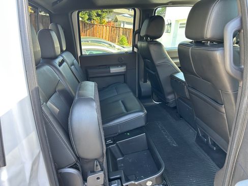 Used 2015 Ford F350 Lariat w/ Lariat Ultimate Package image 12