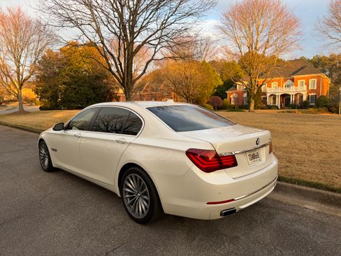 Used 2014 BMW 750Li image 6