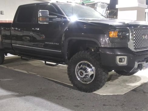 Used 2015 GMC Sierra 3500 Denali w/ Duramax Plus Package image 1
