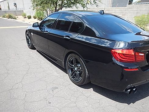 Used 2013 BMW 550i Sedan RWD image 6