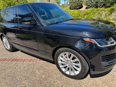 Used 2022 Land Rover Range Rover image 5