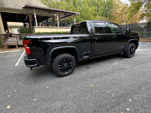 Used 2025 Chevrolet Silverado 2500 High Country w/ High Country Premium Package image 6