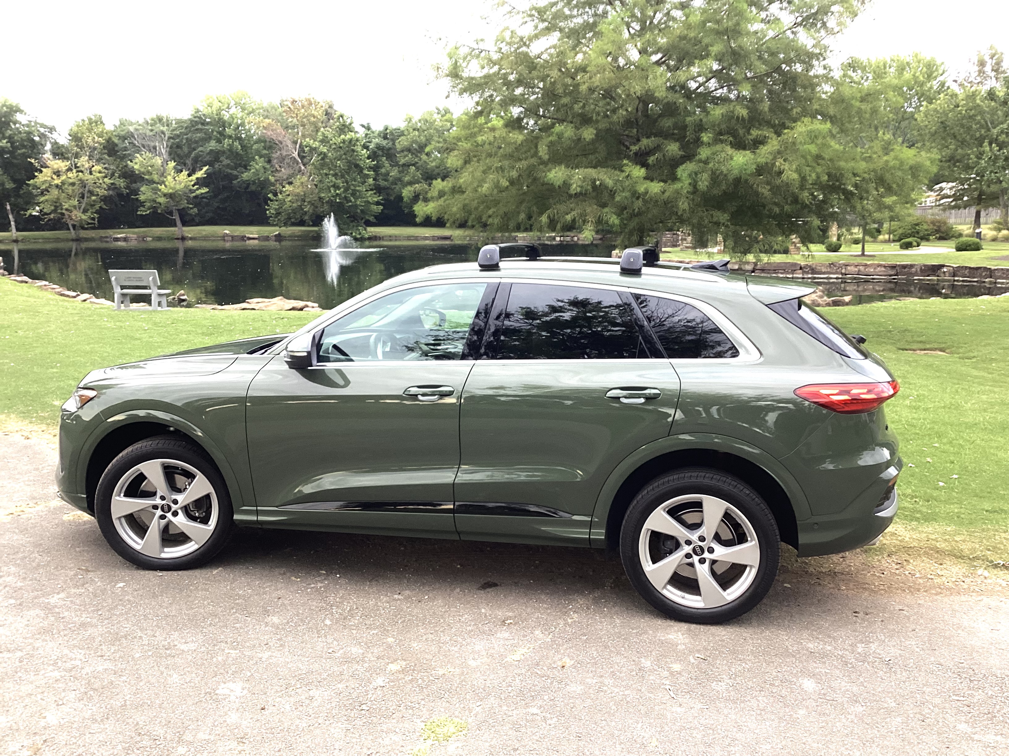 Used 2025 Audi Q5 Premium Plus AWD/4WD image 1