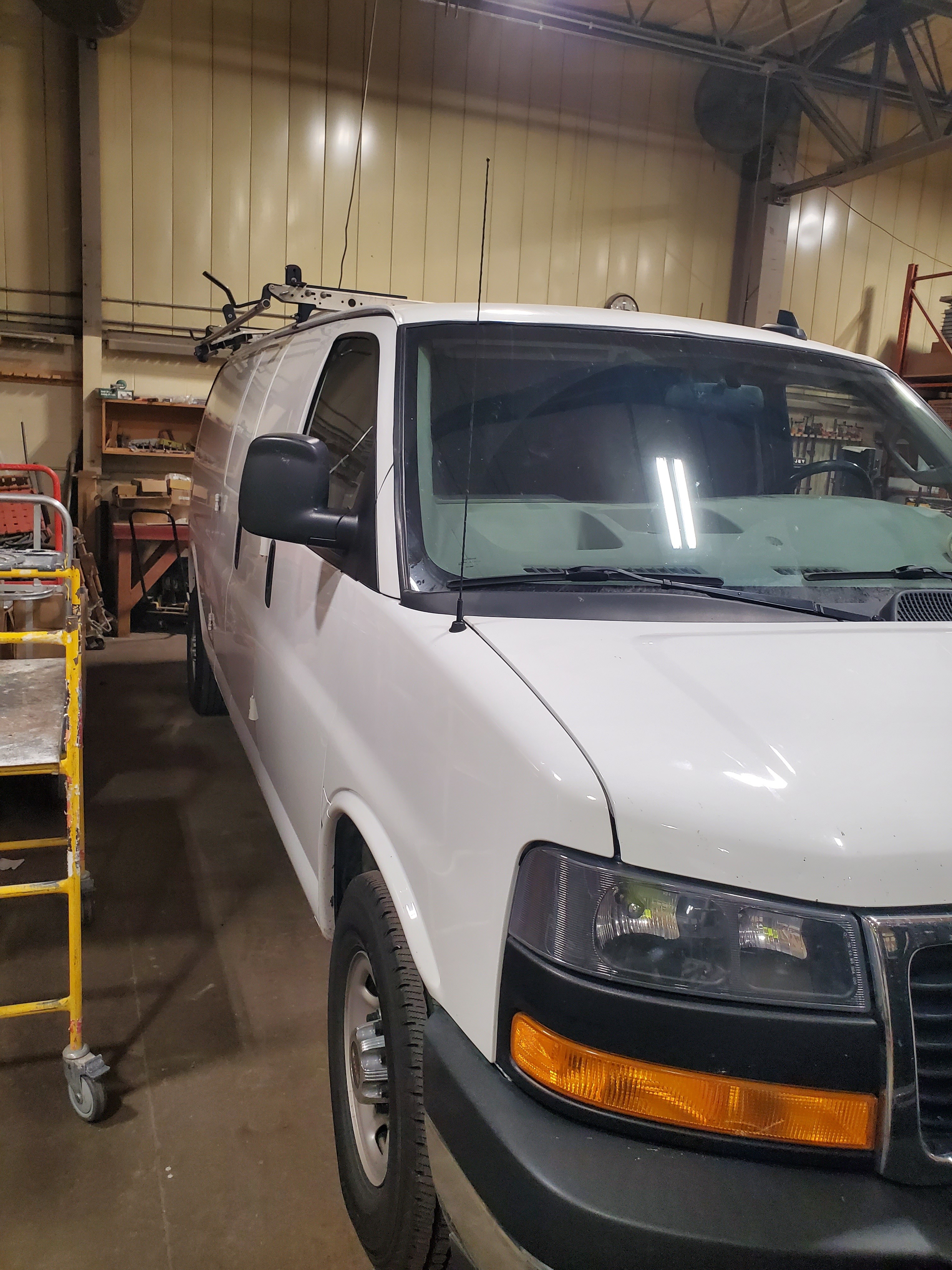 Used 2020 GMC Savana 3500 Extended w/ Driver Convenience Package RWD image 4