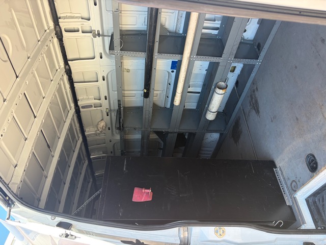 Used 2015 Mercedes-Benz Sprinter 2500 image 8