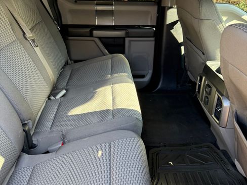 Used 2015 Ford F150 XLT w/ Equipment Group 302A Luxury image 23