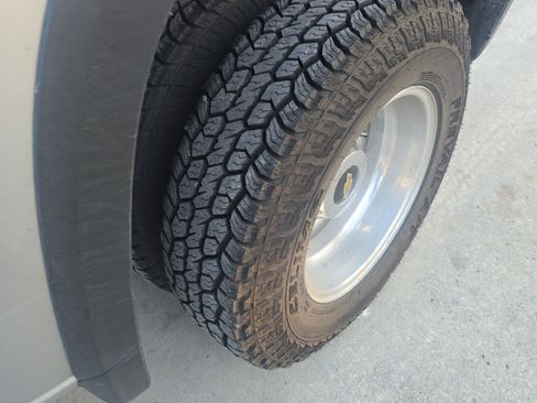 Used 2021 Chevrolet Silverado 3500 High Country image 12