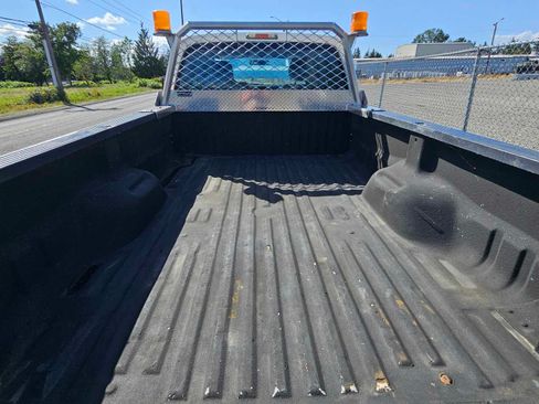 Used 2011 Ford F250 XL w/ PWR Equipment Group AWD/4WD image 11