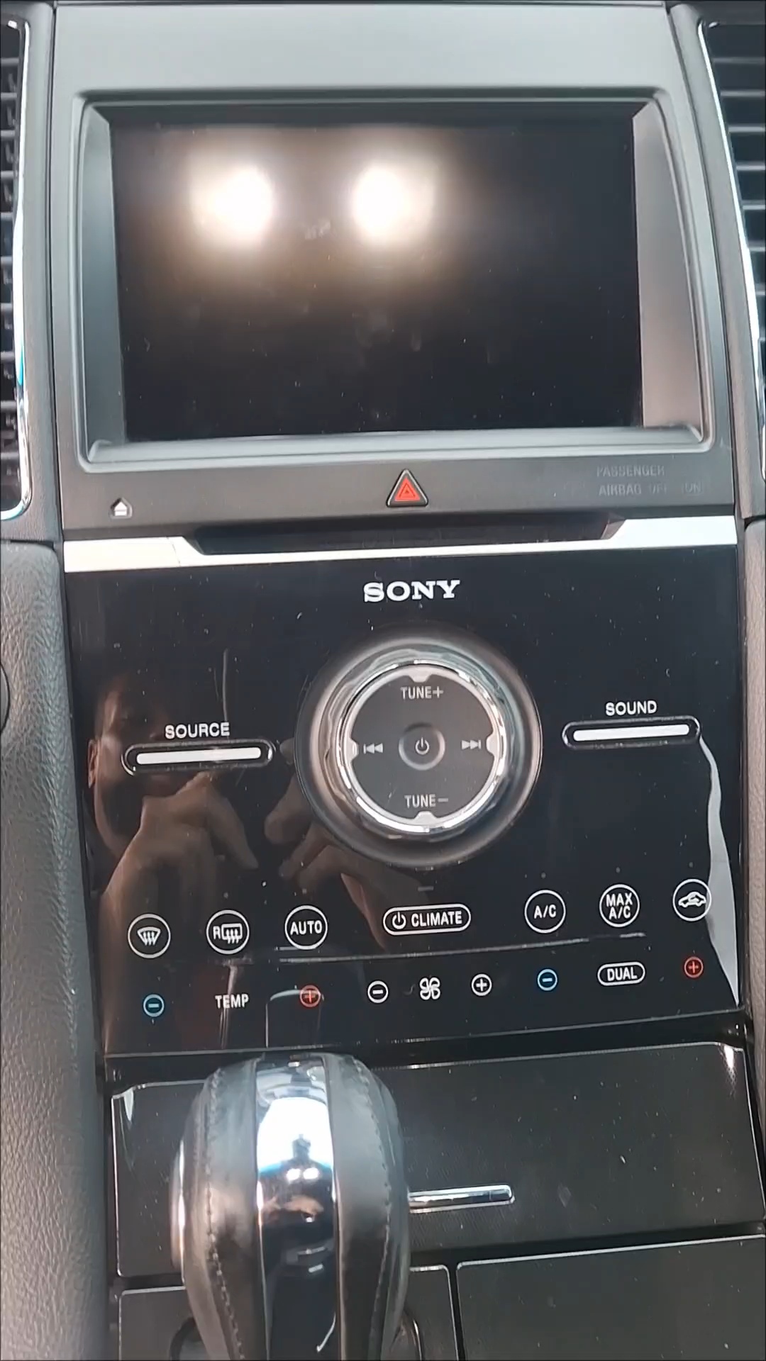 Used 2019 Ford Taurus Limited FWD image 10