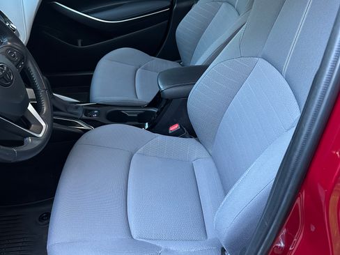 Used 2022 Toyota Corolla SE FWD image 6