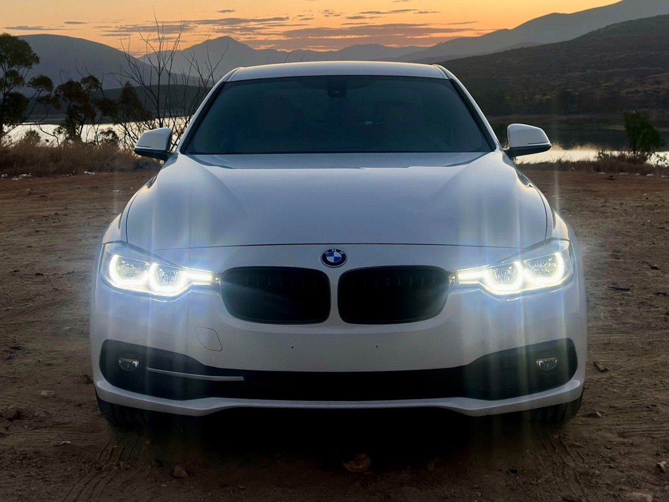 Used 2018 BMW 330i Sedan RWD image 6
