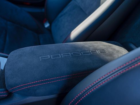 Used 2021 Porsche 718 Cayman GT4 image 23