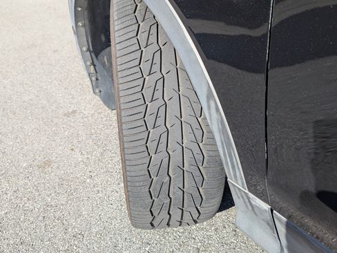 Used 2014 Ford Escape Titanium w/ Equipment Group 401A image 10