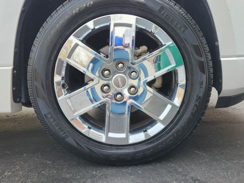 Used 2016 GMC Acadia Denali image 26