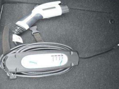 Used 2017 BMW 330e image 6