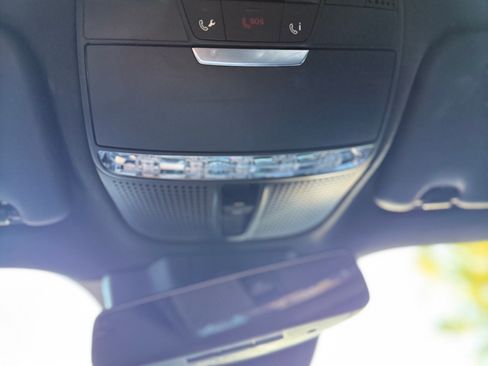 Used 2018 Mercedes-Benz E 400 Coupe image 25