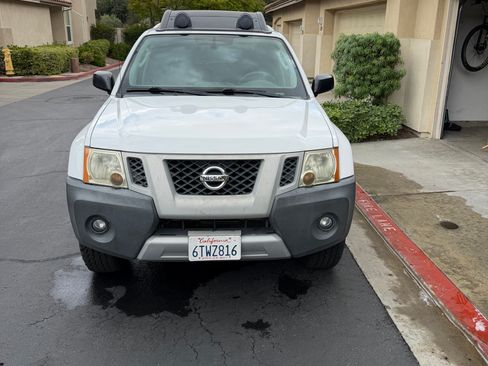 Used 2011 Nissan Xterra PRO-4X image 9