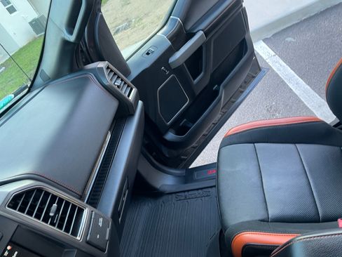 Used 2018 Ford F150 Raptor w/ Equipment Group 802A Luxury image 13