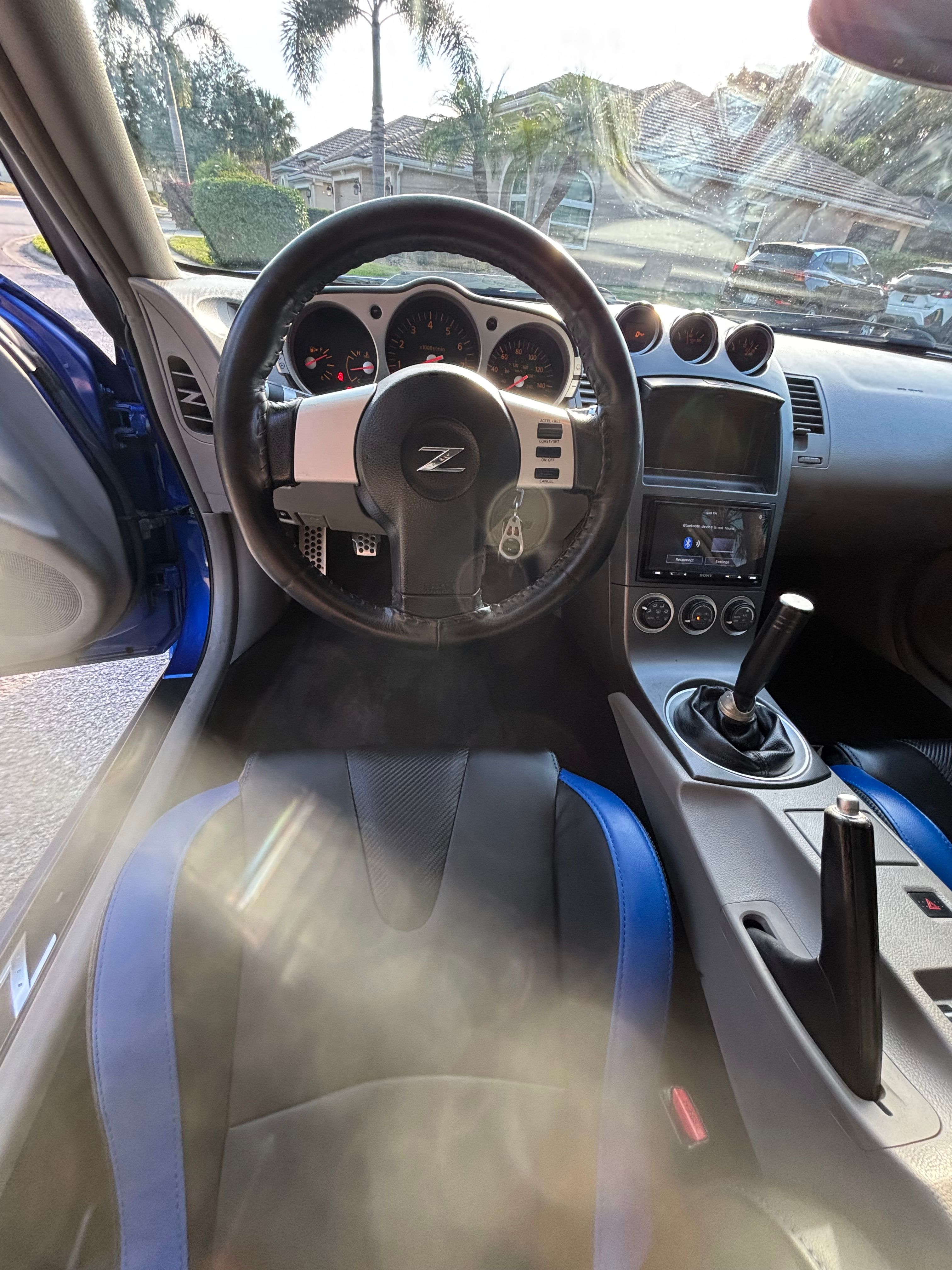 Used 2003 Nissan 350Z Touring RWD image 10