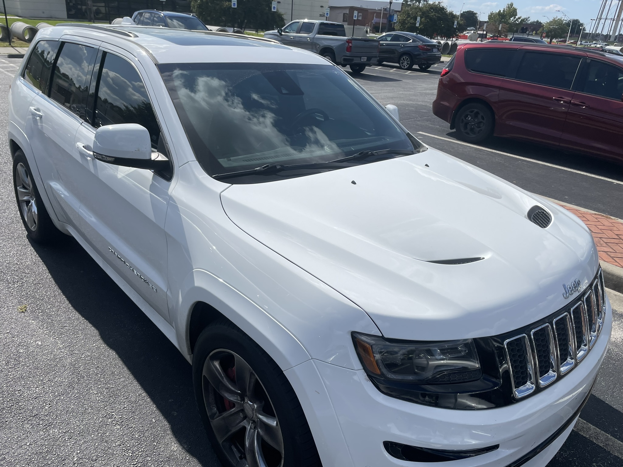 Used 2015 Jeep Grand Cherokee SRT w/ Trailer Tow Group IV AWD/4WD image 8