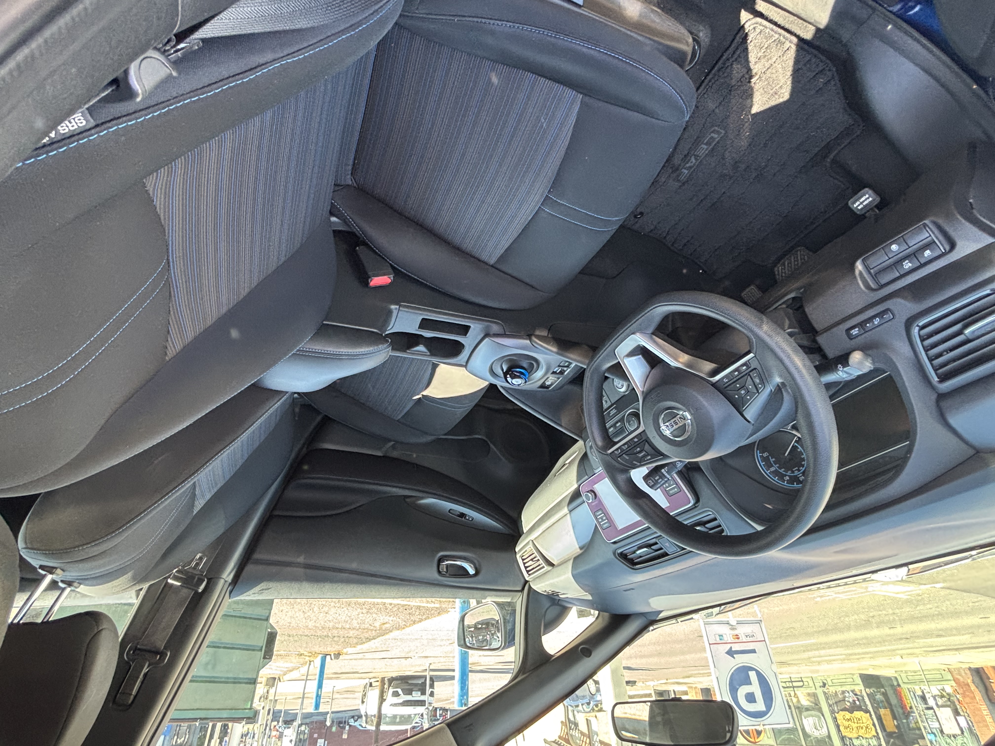 Used 2022 Nissan Leaf S FWD image 12